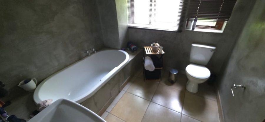 4 Bedroom Property for Sale in Songloed North West